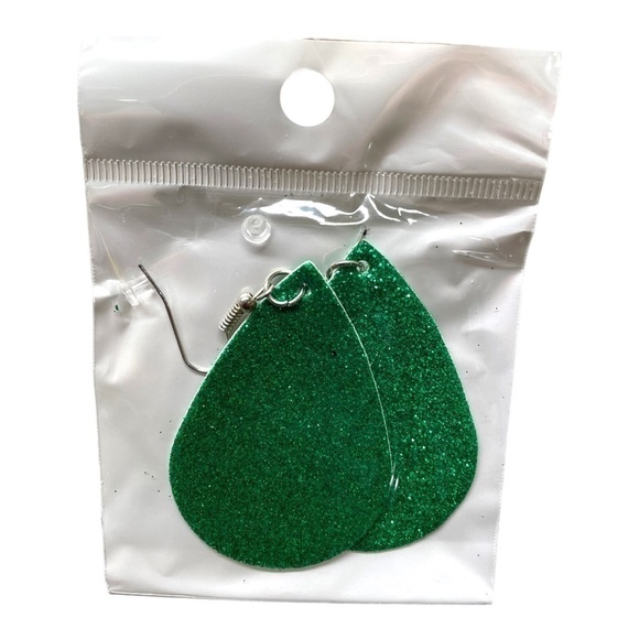 St Patricks Day Shamrock Clover Faux Leather Teardrop Dangle Earrings 3 Pair NWT - Picture 3 of 6